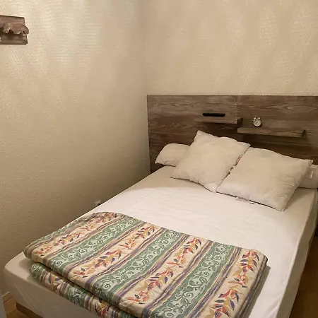 Апартаменты Appartement Cosy 3 Pieces Pour 4 Personnes Avec Balcon Pres Des Pistes - Fr-1-592-30 *